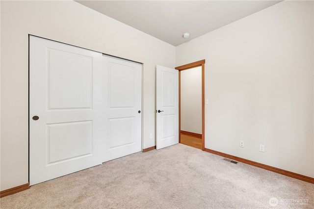 2233 E Rosecrans Court, Port Townsend, WA 98368