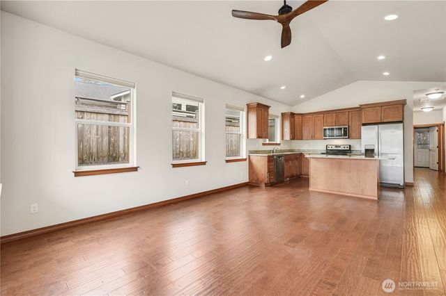2233 E Rosecrans Court, Port Townsend, WA 98368