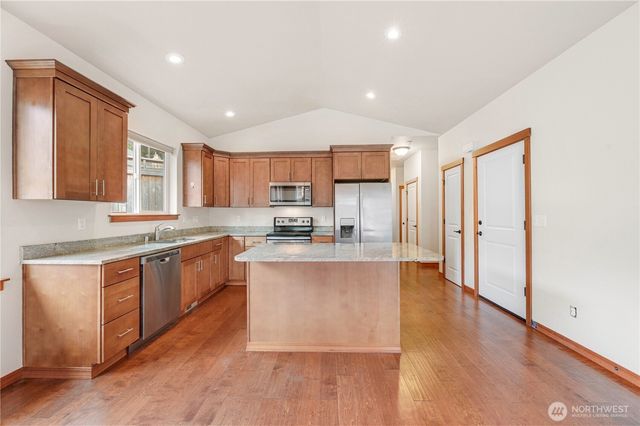 2233 E Rosecrans Court, Port Townsend, WA 98368