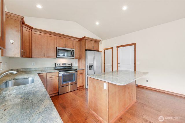 2233 E Rosecrans Court, Port Townsend, WA 98368
