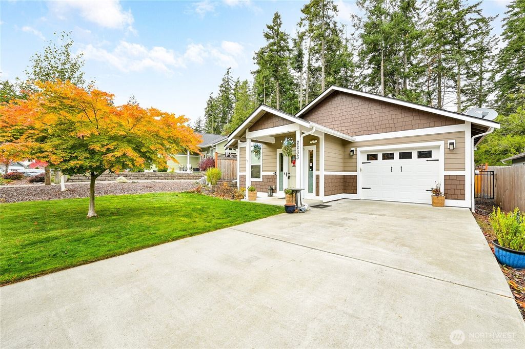 2233 E Rosecrans Court, Port Townsend, WA 98368