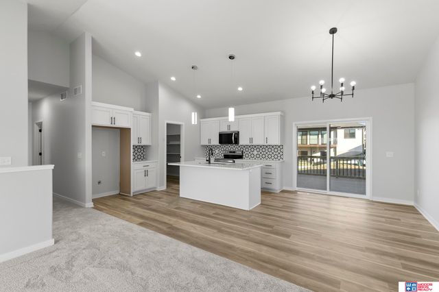 7220 NW 19th Street, Lincoln, NE 68521