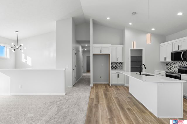 7220 NW 19th Street, Lincoln, NE 68521