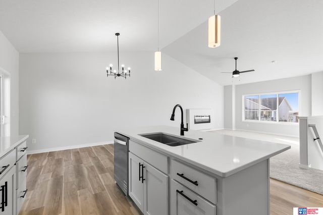 7220 NW 19th Street, Lincoln, NE 68521