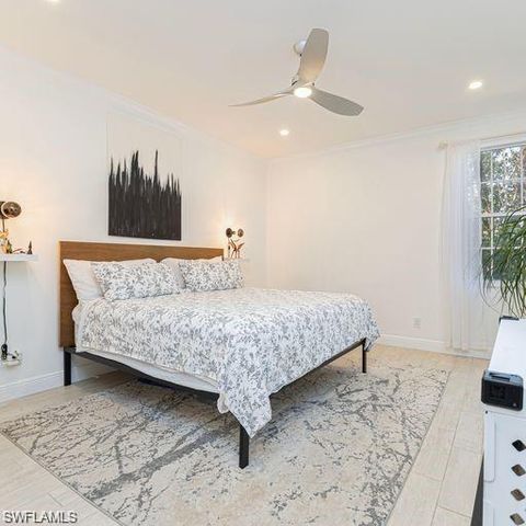 3735 Fieldstone BLVD # 9, Naples, FL 34109