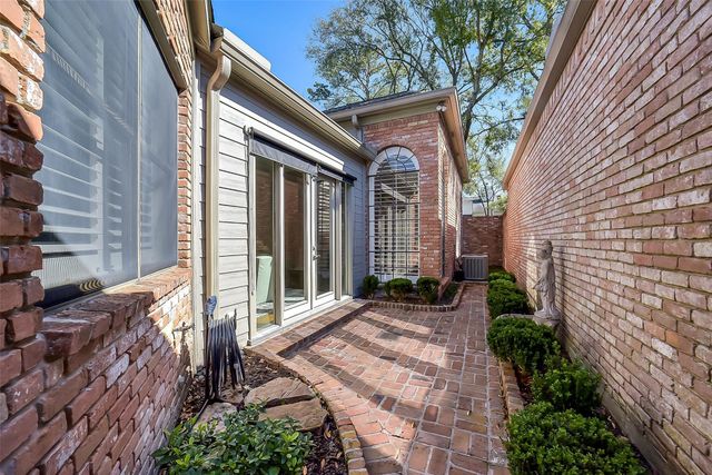 9410 Briar Forest Drive, Houston, TX 77063