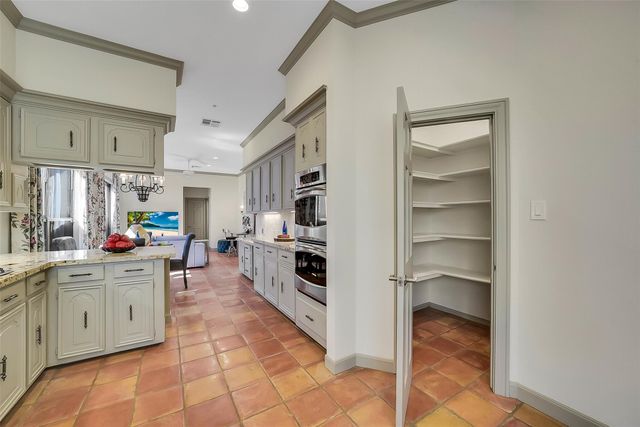 9410 Briar Forest Drive, Houston, TX 77063