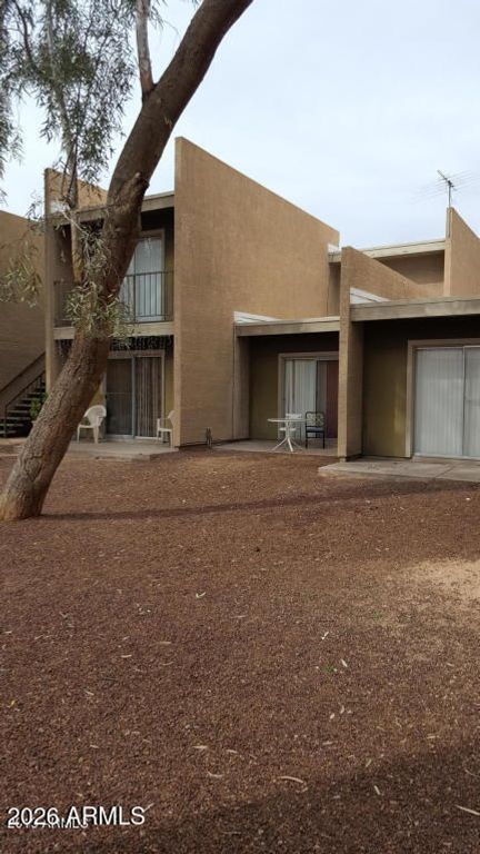 Image 4 of property listing at 2833 E LE MARCHE Avenue, Phoenix, AZ 85032