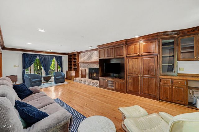 5537 Parkwood Drive, Raleigh, NC 27612