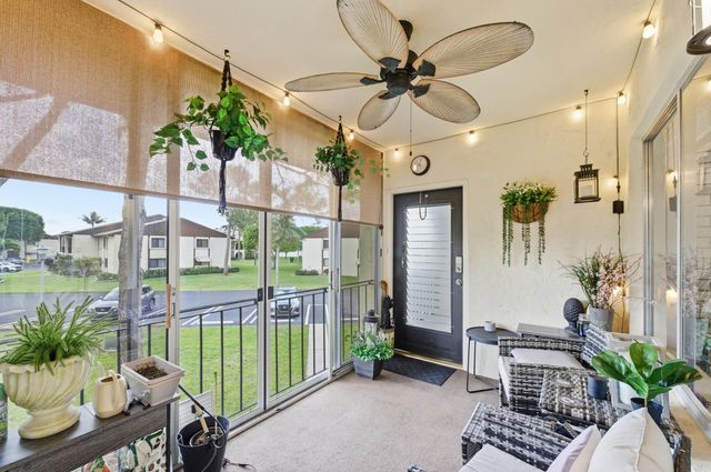 5883 La Paseos Drive D-2, Greenacres, FL 33463