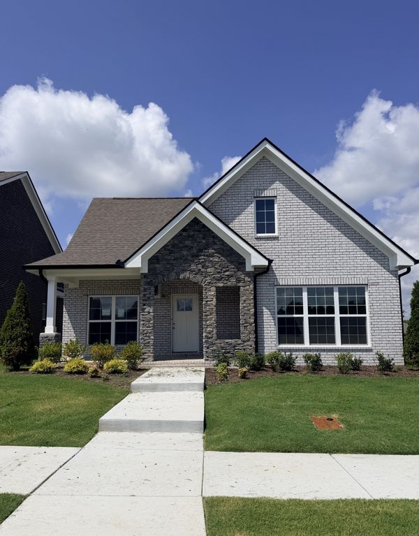 6717 Major Hutchings Dr, Hermitage, TN 37076