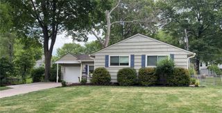 7605 Briar Street, Prairie Village, KS 66208