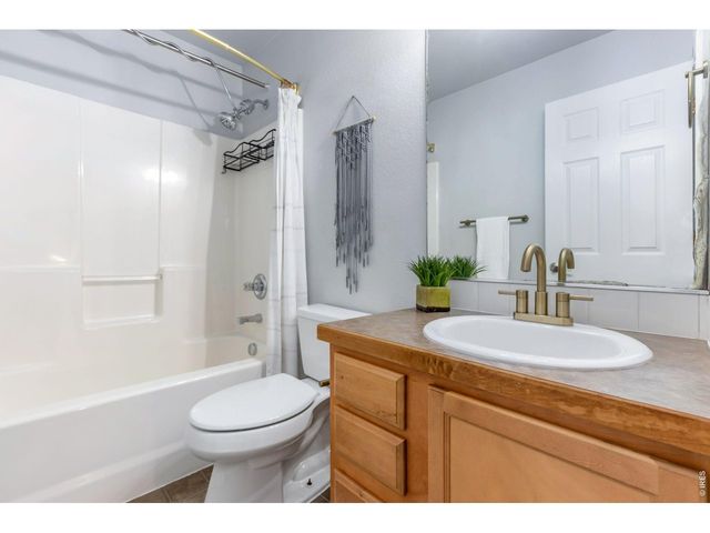 1904 86th Ave, Greeley, CO 80634
