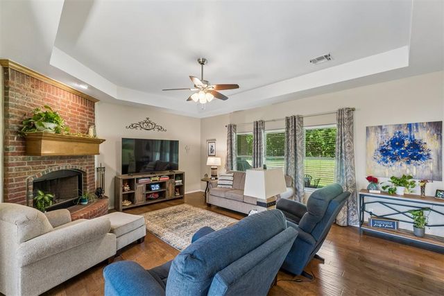 14215 Pleasant Wood Lane, Edmond, OK 73034