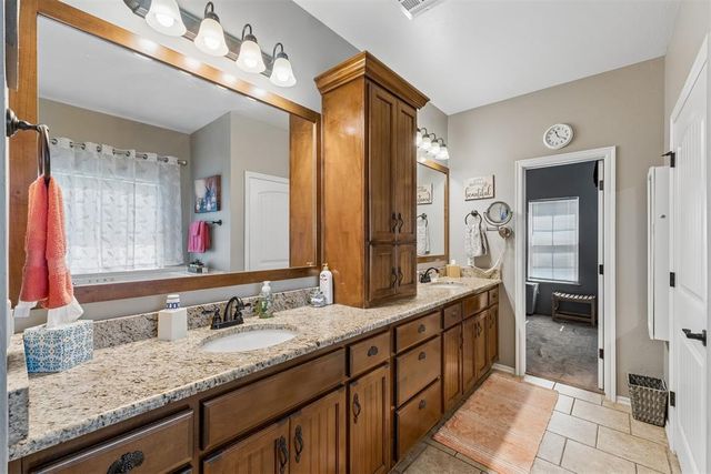 14215 Pleasant Wood Lane, Edmond, OK 73034