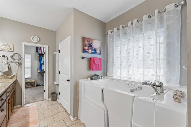 14215 Pleasant Wood Lane, Edmond, OK 73034