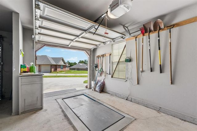 14215 Pleasant Wood Lane, Edmond, OK 73034