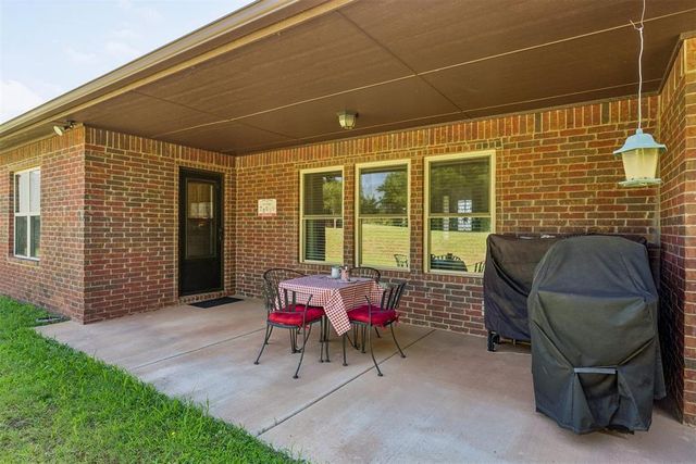 14215 Pleasant Wood Lane, Edmond, OK 73034