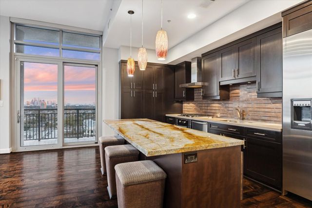 2207 Bancroft Street 1606, Houston, TX 77027