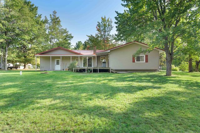 1571 NE Dorena Drive, Kalkaska, MI 49646