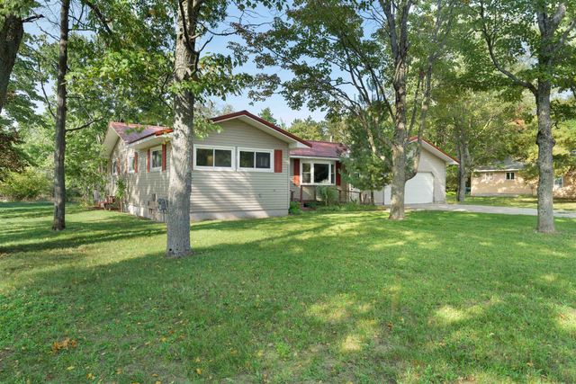 1571 NE Dorena Drive, Kalkaska, MI 49646