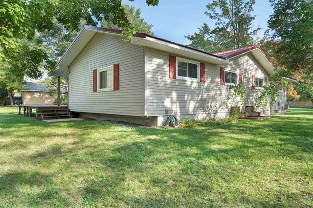 1571 NE Dorena Drive, Kalkaska, MI 49646