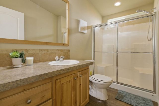 2530 SW Evening Primrose Drive, Redmond, OR 97756