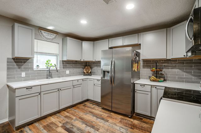 7632 Terry Drive, North Richland Hills, TX 76180