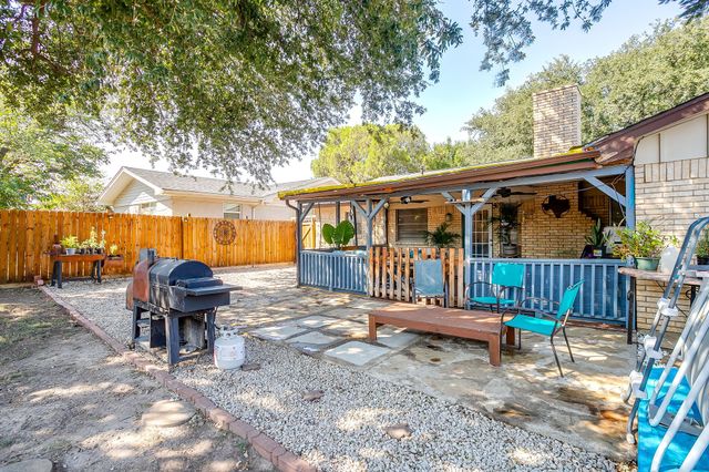 7632 Terry Drive, North Richland Hills, TX 76180