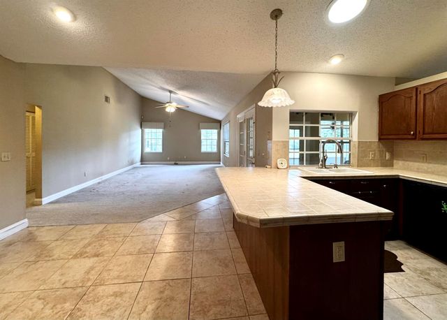 1465 SE Westmoreland Boulevard, Port St Lucie, FL 34952