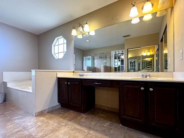 1465 SE Westmoreland Boulevard, Port St Lucie, FL 34952