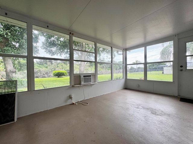 1465 SE Westmoreland Boulevard, Port St Lucie, FL 34952