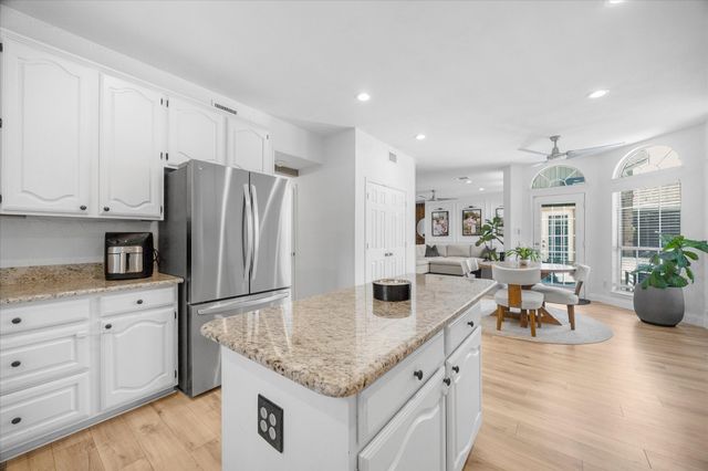 8705 Brookhollow Drive, Rowlett, TX 75089