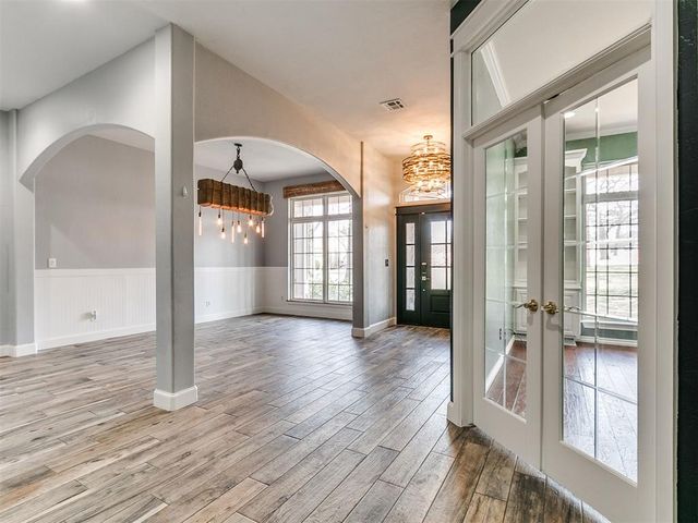16316 Cobblestone Circle, Choctaw, OK 73020