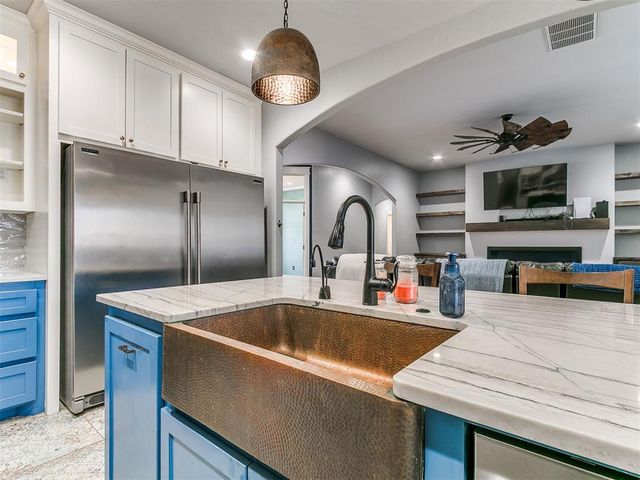16316 Cobblestone Circle, Choctaw, OK 73020