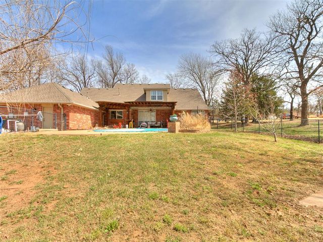 16316 Cobblestone Circle, Choctaw, OK 73020