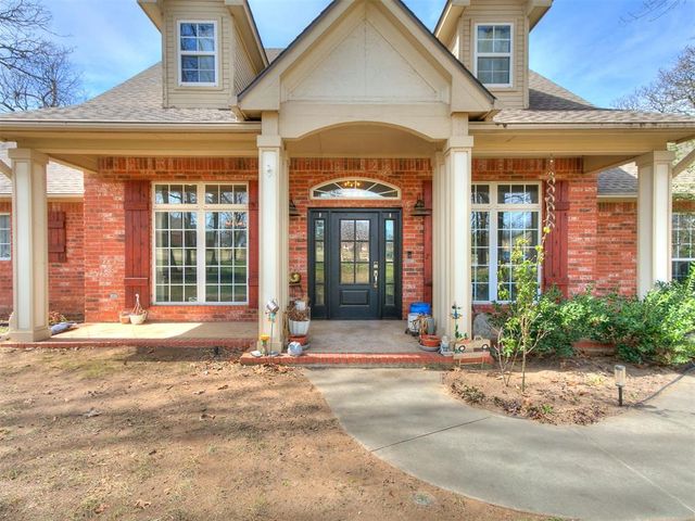 16316 Cobblestone Circle, Choctaw, OK 73020