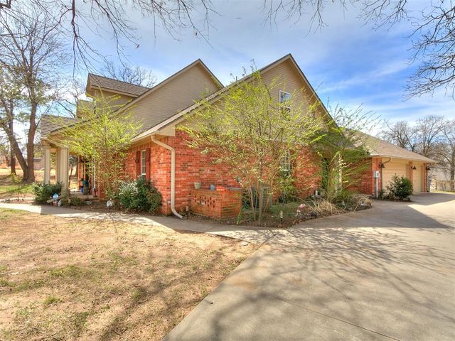 16316 Cobblestone Circle, Choctaw, OK 73020