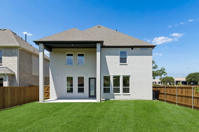 5716 Glynda Drive, North Richland Hills, TX 76180