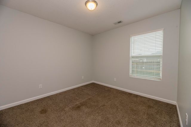 525 JEFFERSON AVE, Moberly, MO 65270