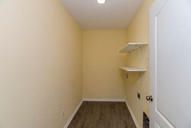 525 JEFFERSON AVE, Moberly, MO 65270