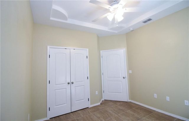 724 W Kleberg Ave, Kingsville, TX 78363