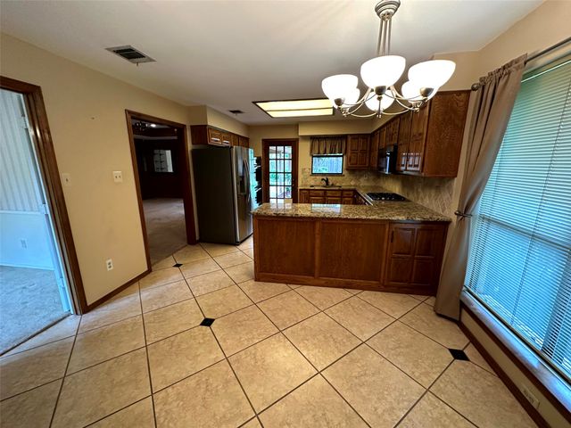 2401 Radcliffe Drive, Rowlett, TX 75088