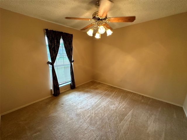 2401 Radcliffe Drive, Rowlett, TX 75088
