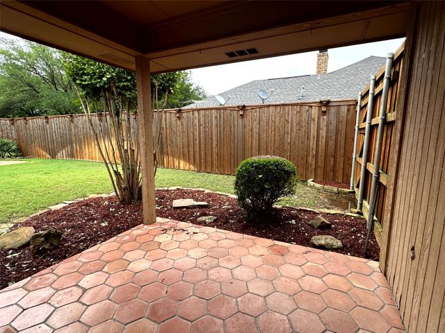 2401 Radcliffe Drive, Rowlett, TX 75088