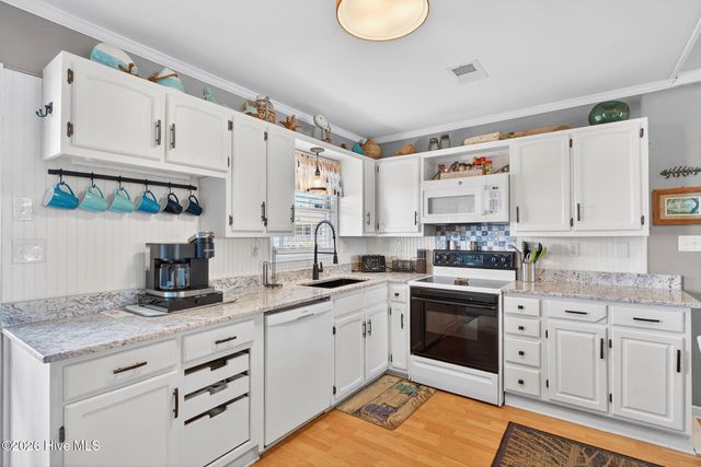 802 W Main Street, Sunset Beach, NC 28468