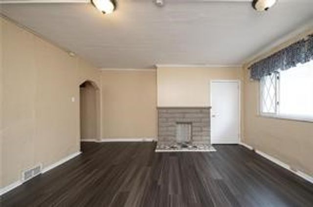 1922 Harcum Way, South Side, PA 15203
