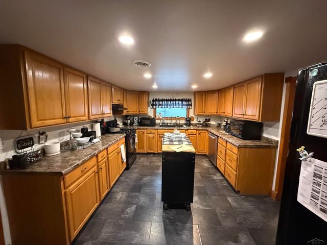 1450 Sheldon Street, Moffatt Twp, MI 48610