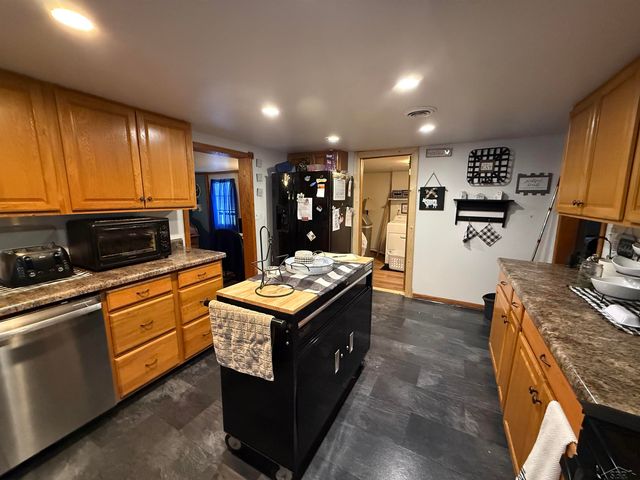 1450 Sheldon Street, Moffatt Twp, MI 48610
