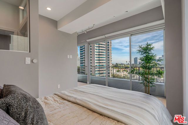 10501 Wilshire Boulevard 1012, Los Angeles, CA 90024